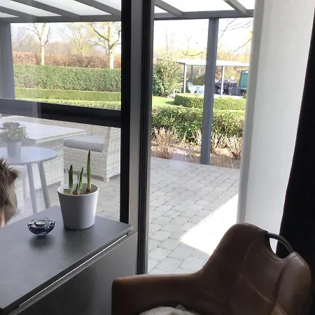 Gardenroom De Steenberg Met Wellness & Tuinzicht 게스트하우스 질