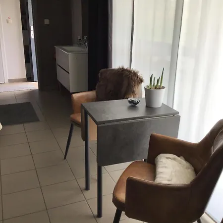 Gardenroom De Steenberg Met Wellness & Tuinzicht 게스트하우스 질