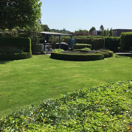 Gardenroom De Steenberg Met Wellness & Tuinzicht 게스트하우스 *